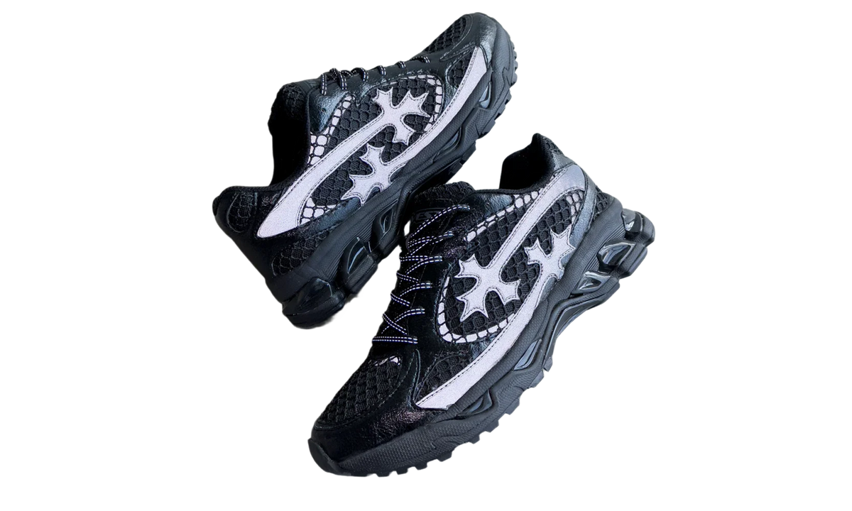 Bravest Studios Kross Kountry Runner "Triple Black"