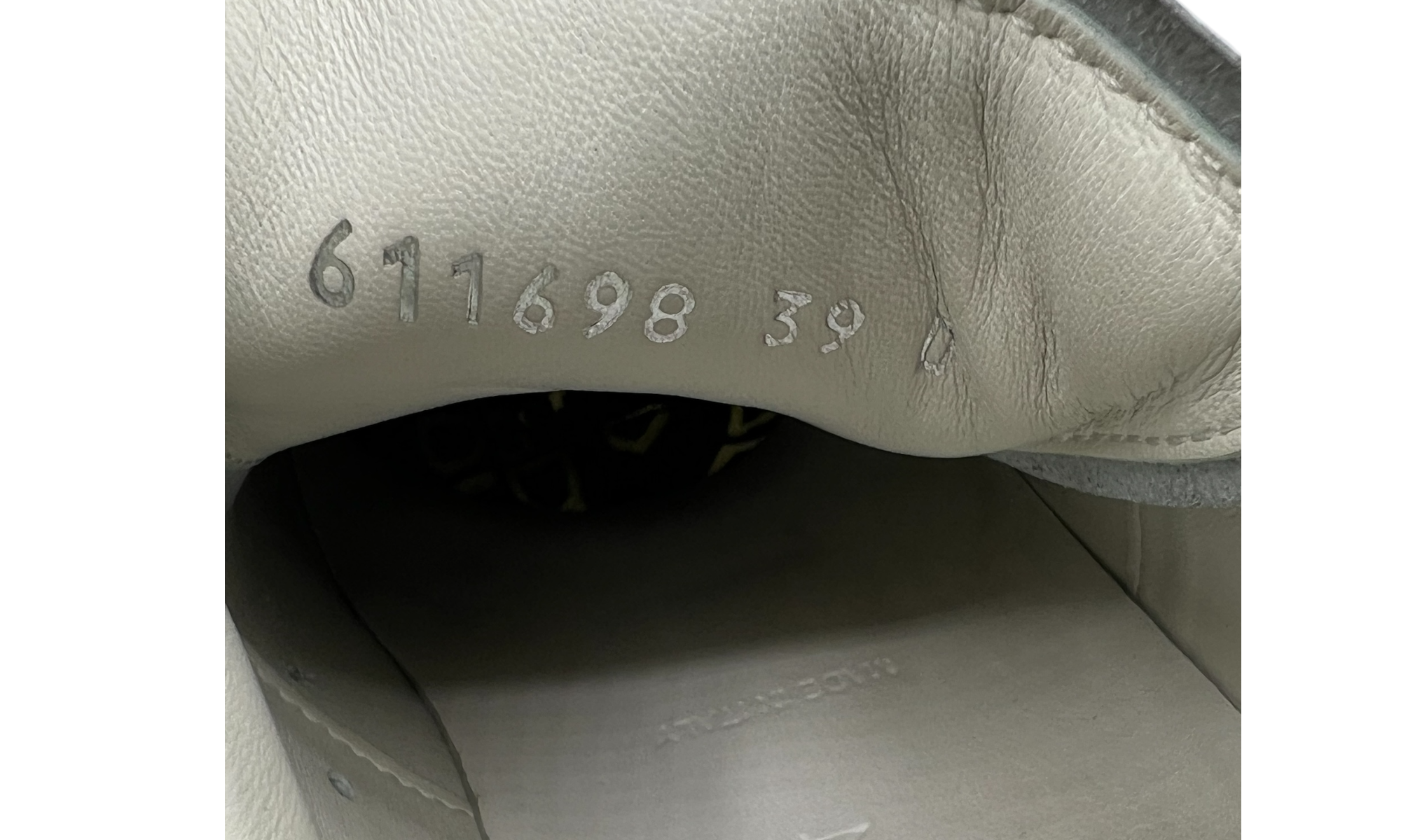 Alexander McQueen Oversized "Clear Sole White" (PreOwned)