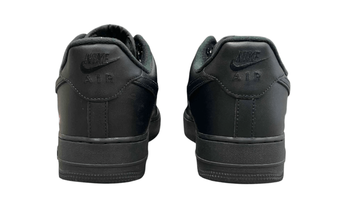 Nike Air Force 1 "Supreme" Black (PreOwned)