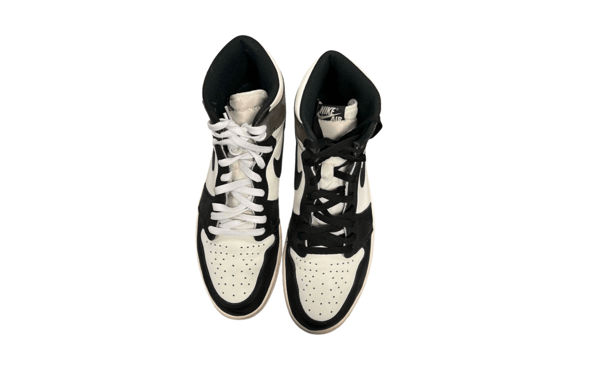 Air Jordan 1 Retro "Mocha" (PreOwned)