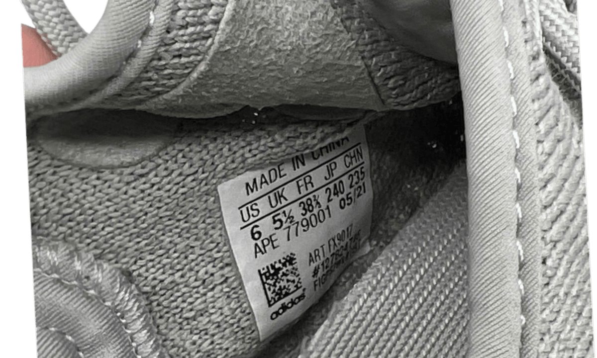 adidas Yeezy Boost 350 V2 Tail Light (PreOwned)