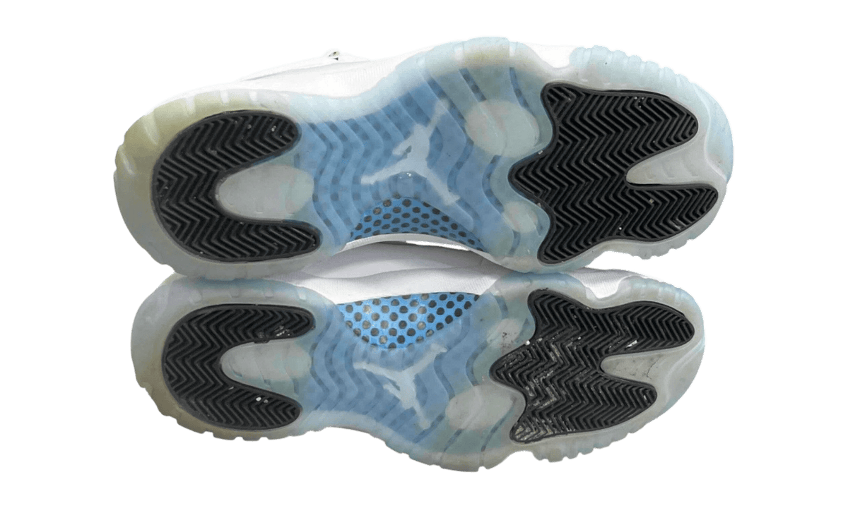 Air Jordan 11 Retro "Legend Blue" (2024) (PreOwned)