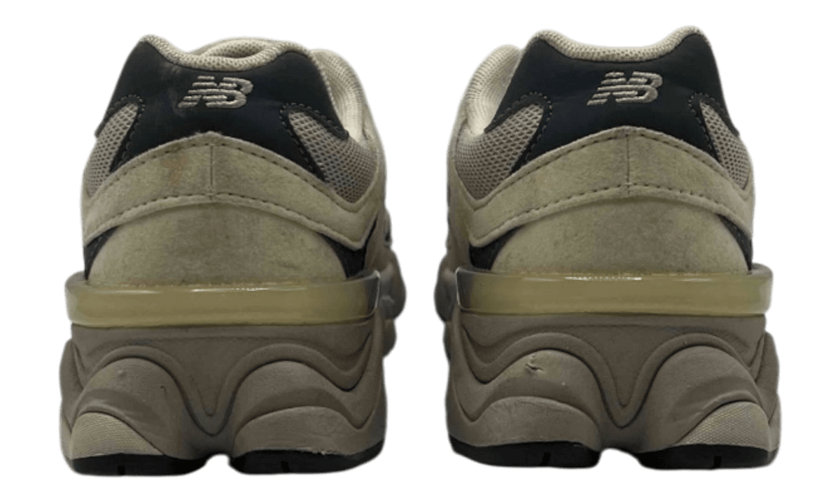 New Balance 9060 Moonrock Linen (GS) (PreOwned) (No Box)
