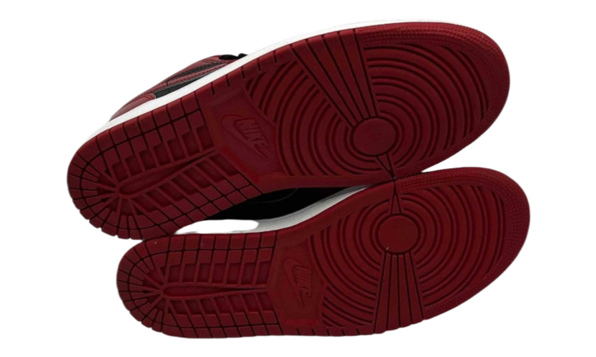 Jordan 1 Low SE Patent Varsity Red Black (PreOwned)