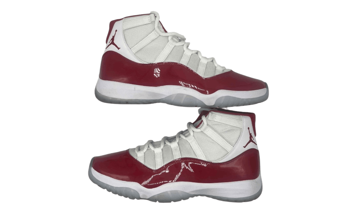 Air Jordan 11 Retro "Cherry" (PreOwned)