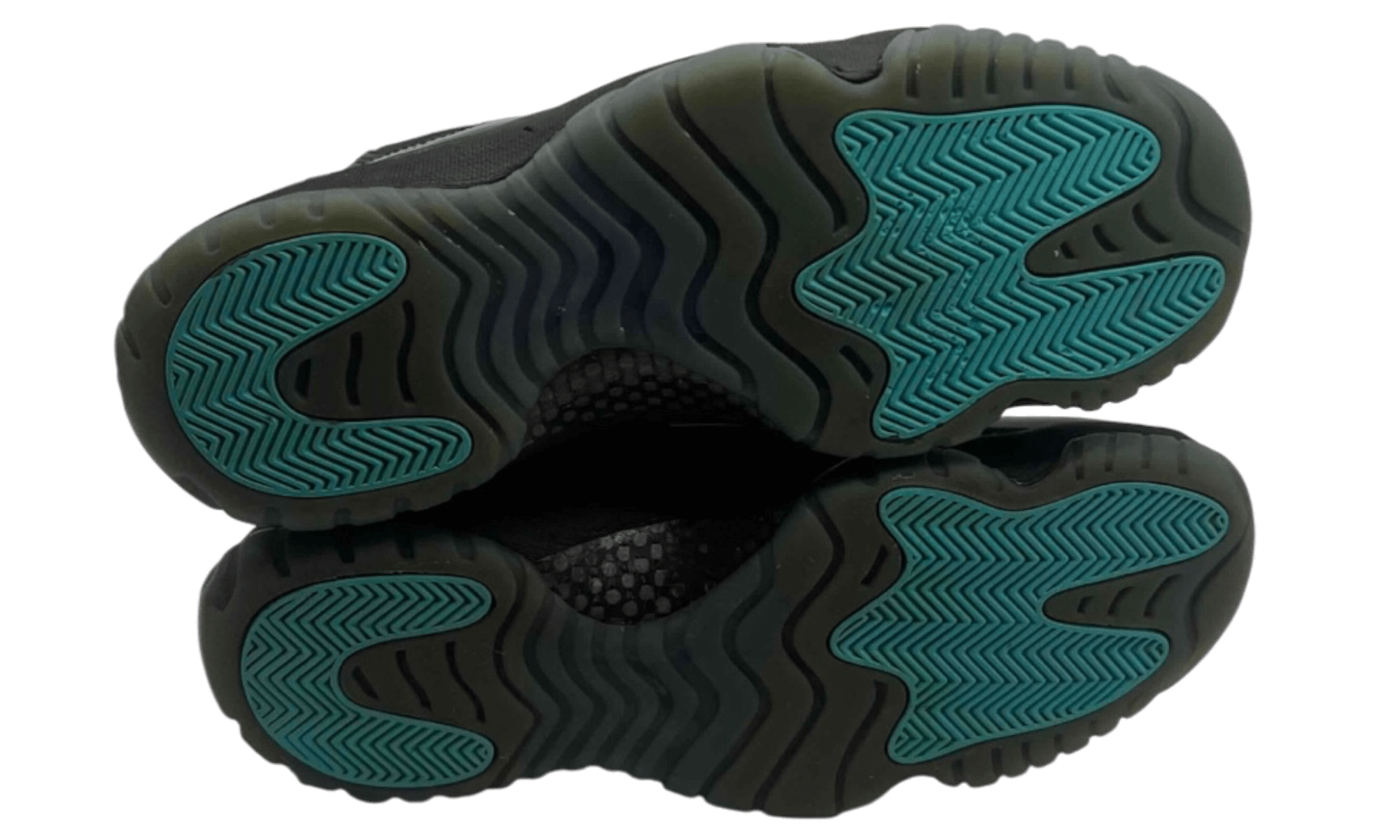 Jordan 11 Retro Gamma Blue (2025) (PreOwned) (No Box)