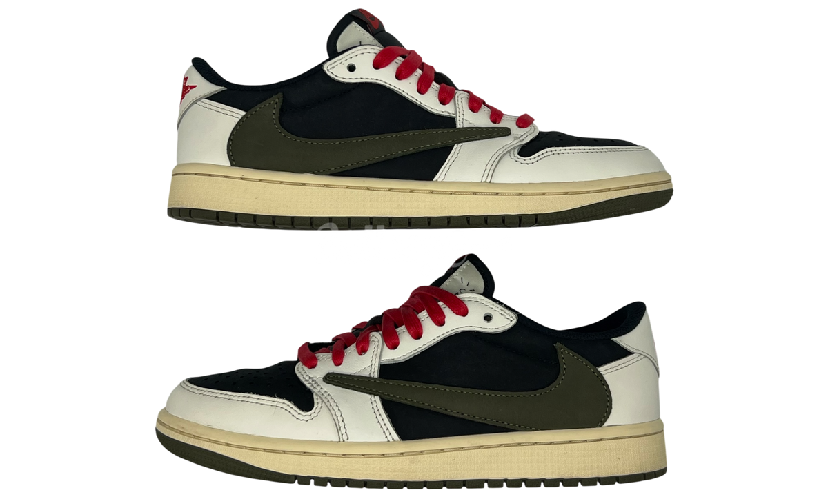 Air Jordan 1 Retro Low OG SP x Travis Scott "Olive" (PreOwned)
