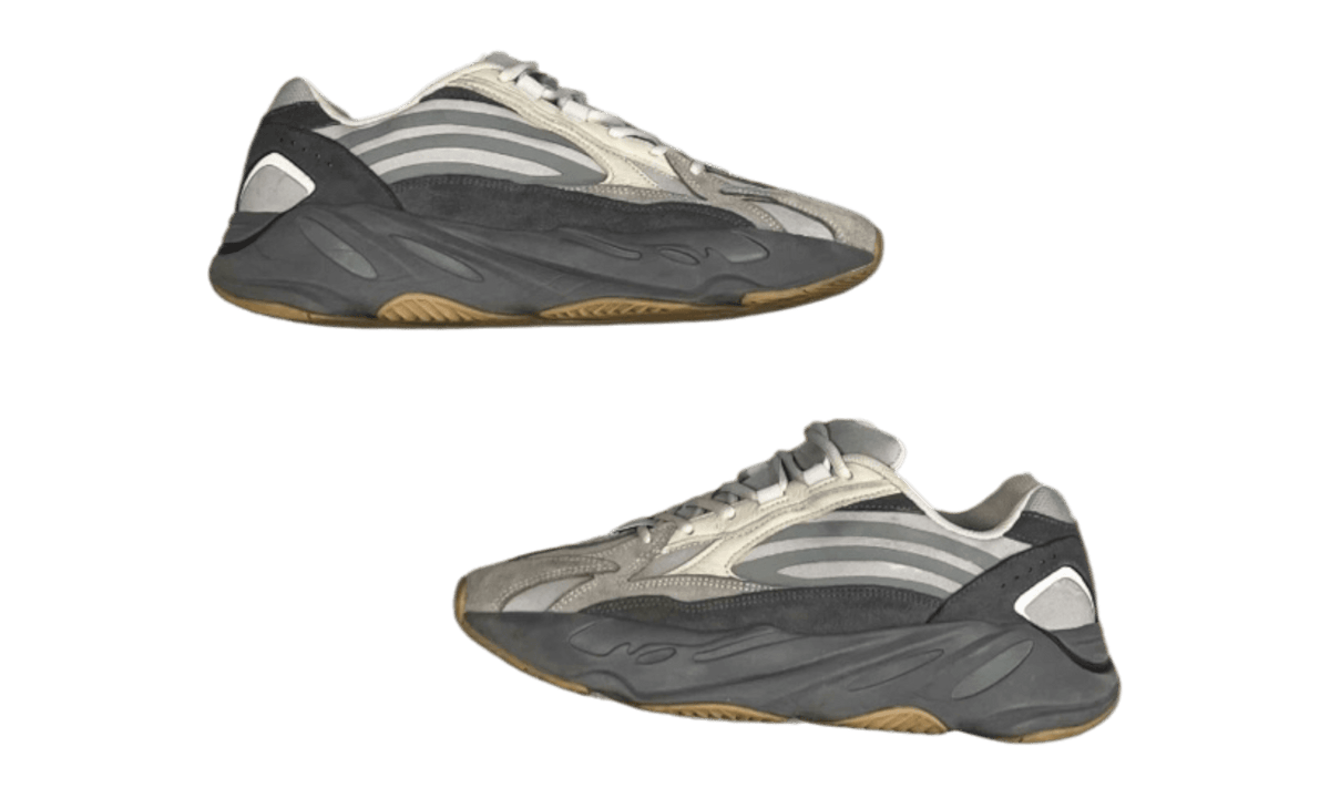 adidas Yeezy Boost 700 V2 Tephra (PreOwned)