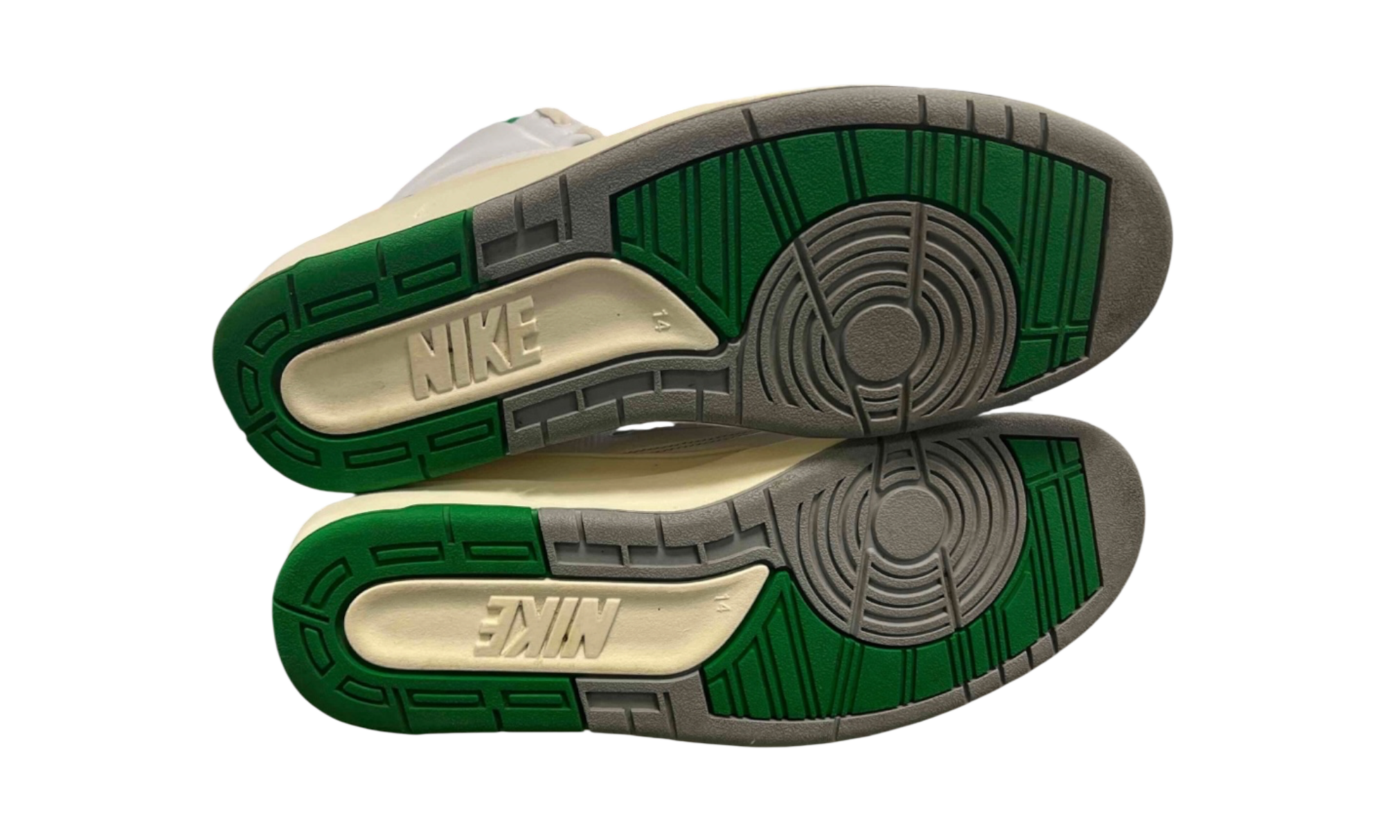 Jordan 2 Retro Lucky Green (PreOwned)