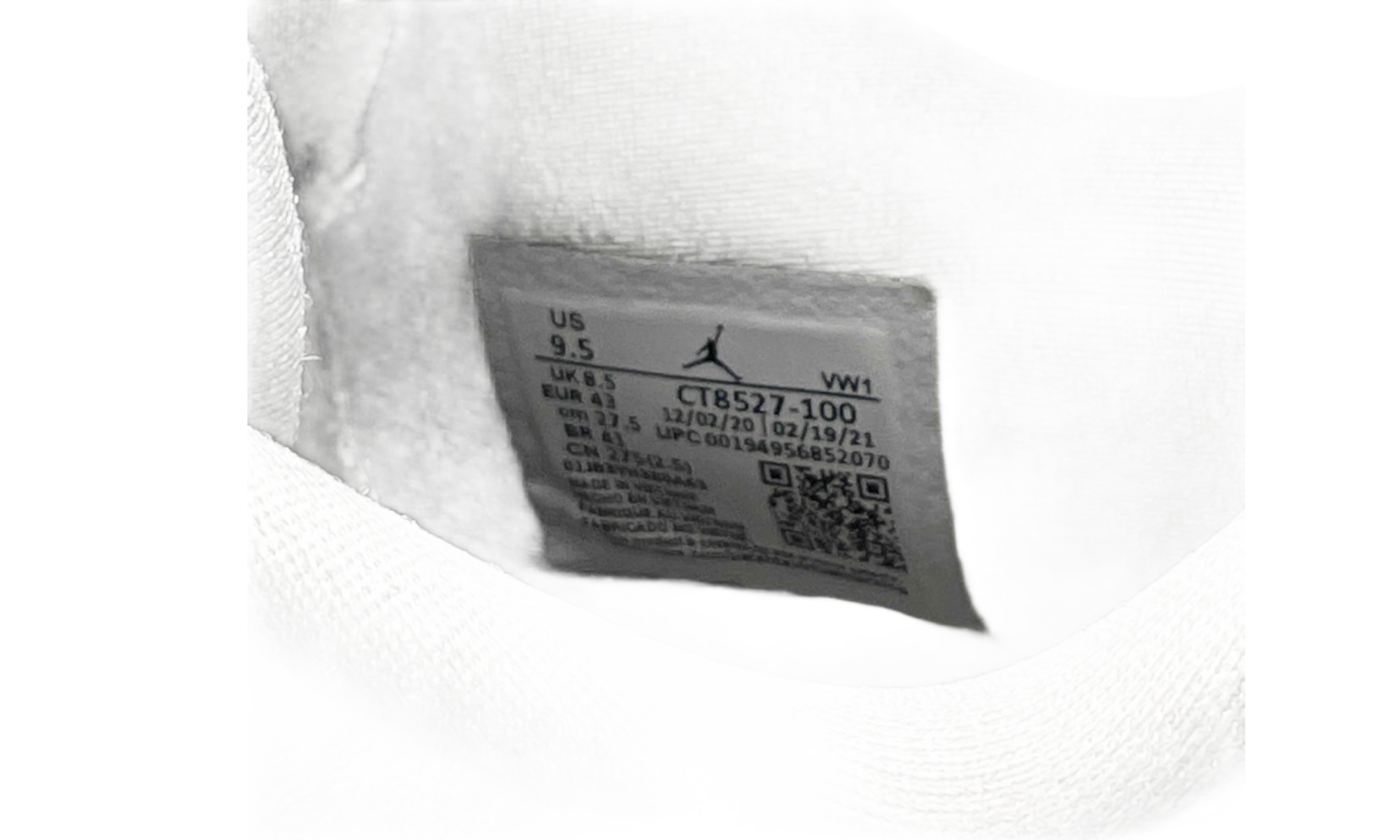 Air Jordan 4 Retro "White Oreo" (PreOwned) (No Box)
