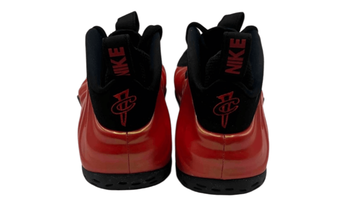 Nike Air Foamposite One Habanero Red (PreOwned)