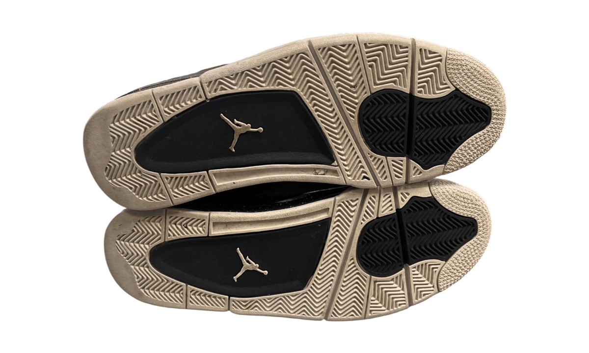Air Jordan 4 Retro "Fear" (2024) (PreOwned)