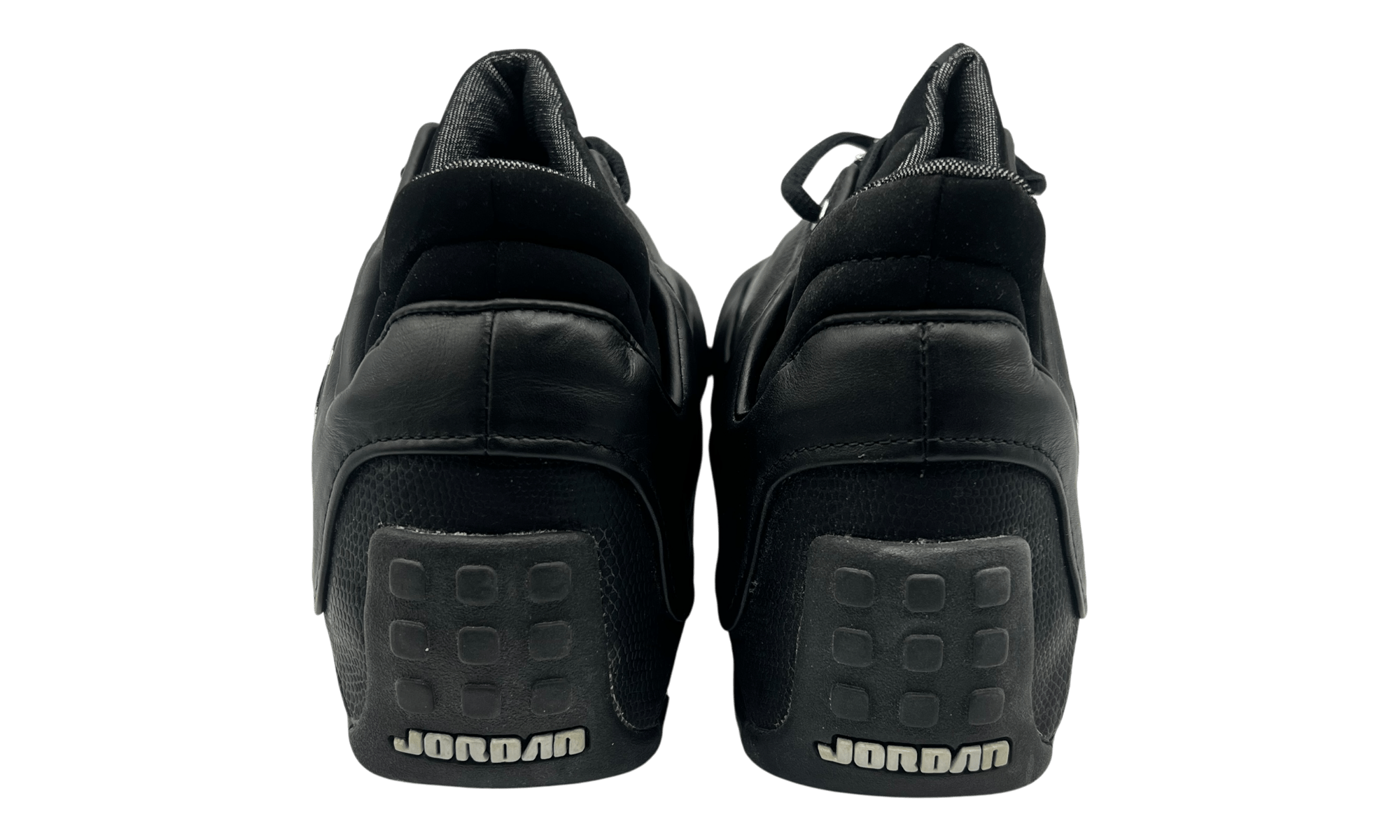 Jordan 18 OG Low Black Silver Chrome (PreOwned)