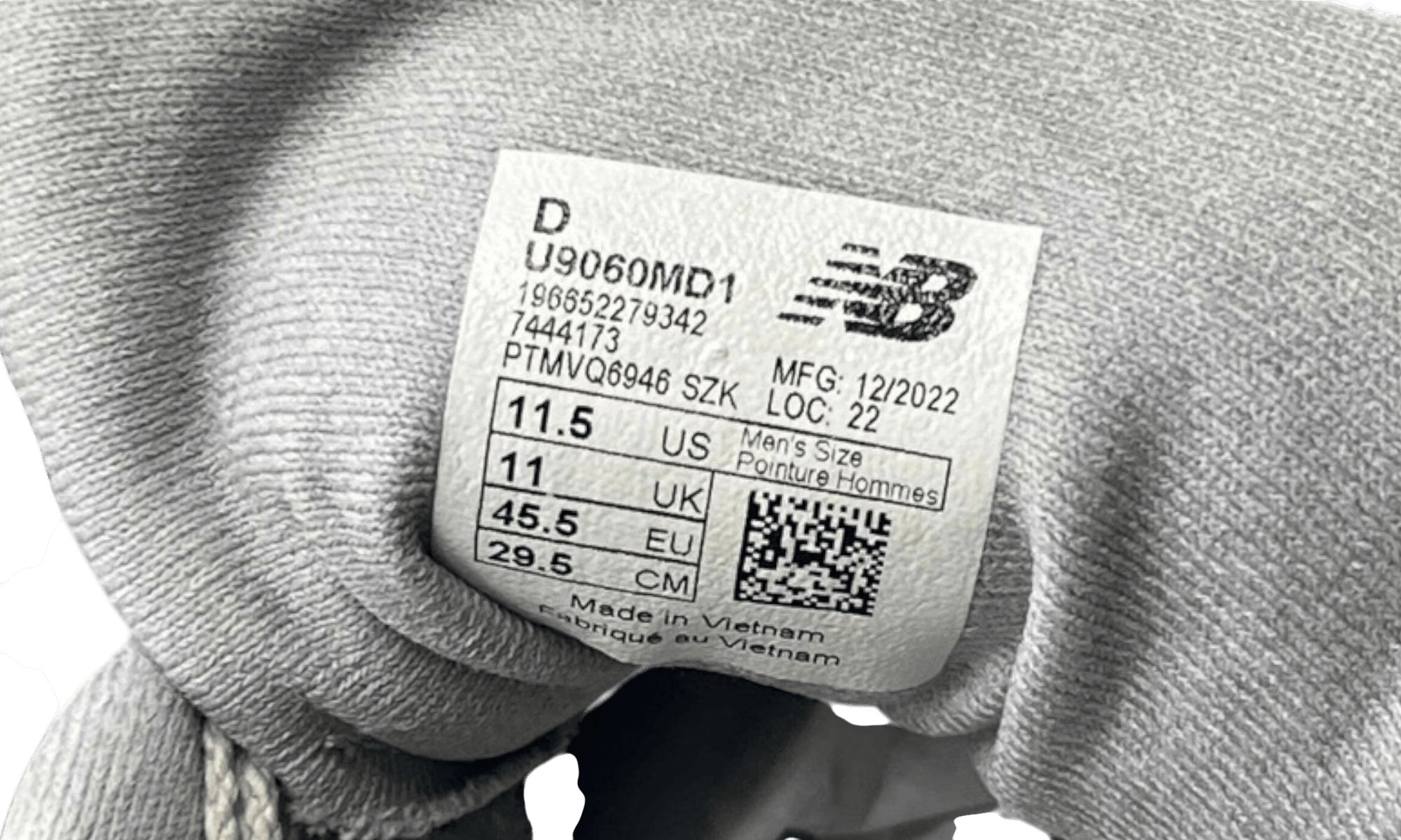 New Balance 9060 Grey Day (2023)(PreOwned)