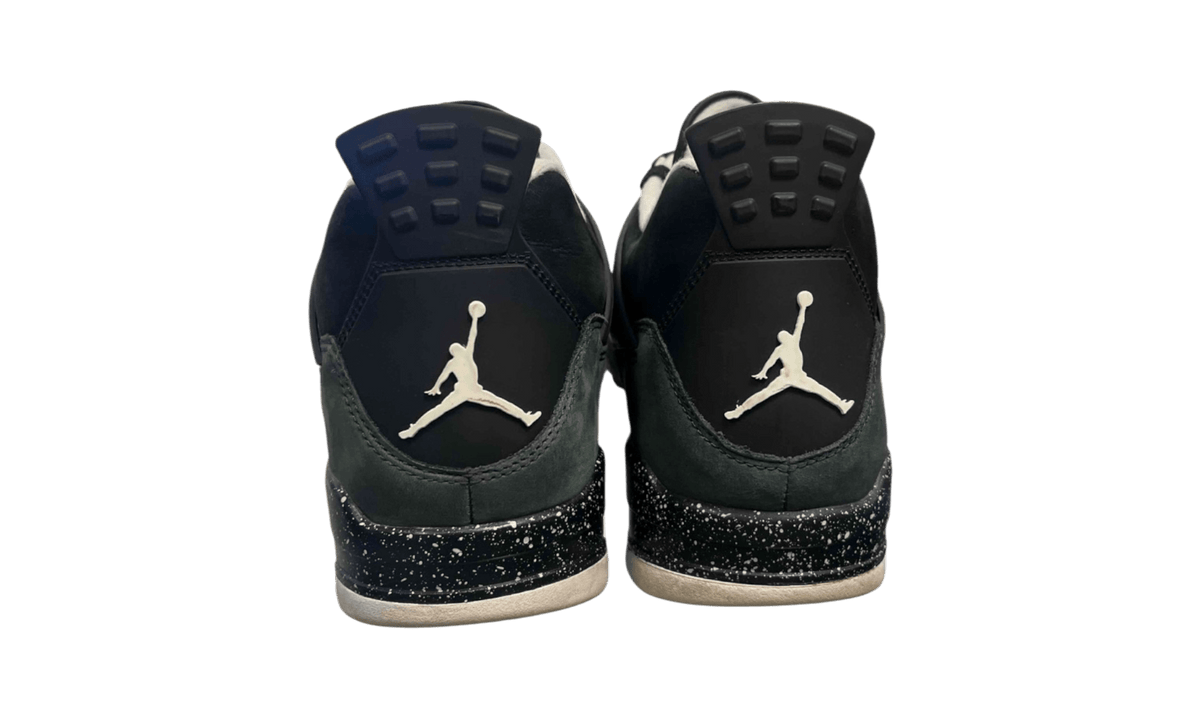 Air Jordan 4 Retro "Fear" (2024) (PreOwned)