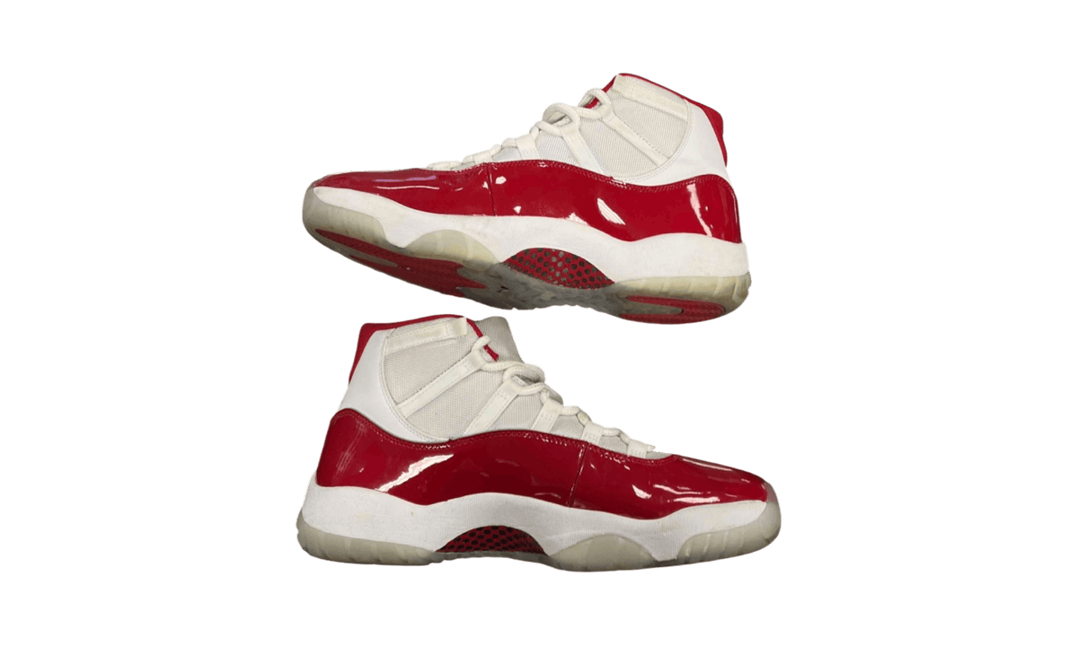 Air Jordan 11 Retro "Cherry" (PreOwned)
