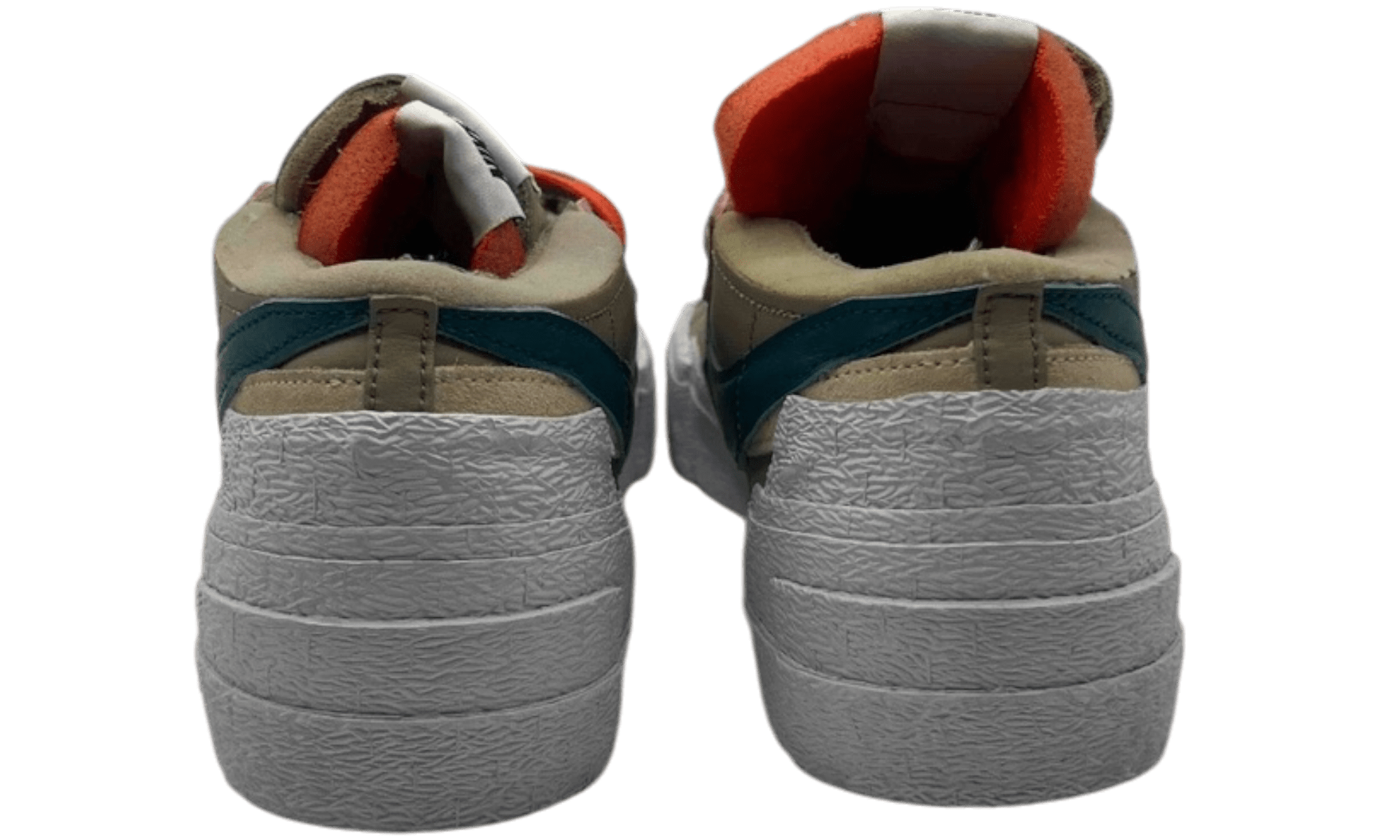 Nike Blazer Low sacai KAWS Reed (PreOWned)