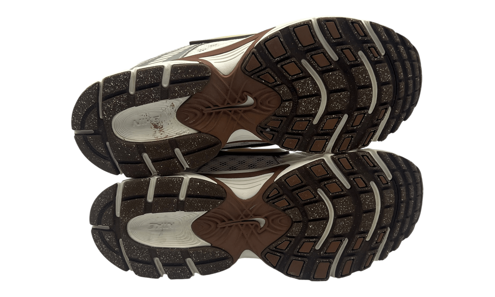 Nike V5 RNR Sail Fauna Brown Phantom Light Orewood Brown (Women's) (PreOwned) (No Box)