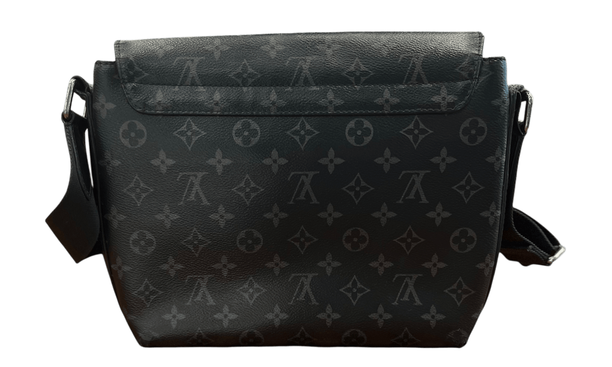 Louis Vuitton District PM Messenger Bag (PreOwned)