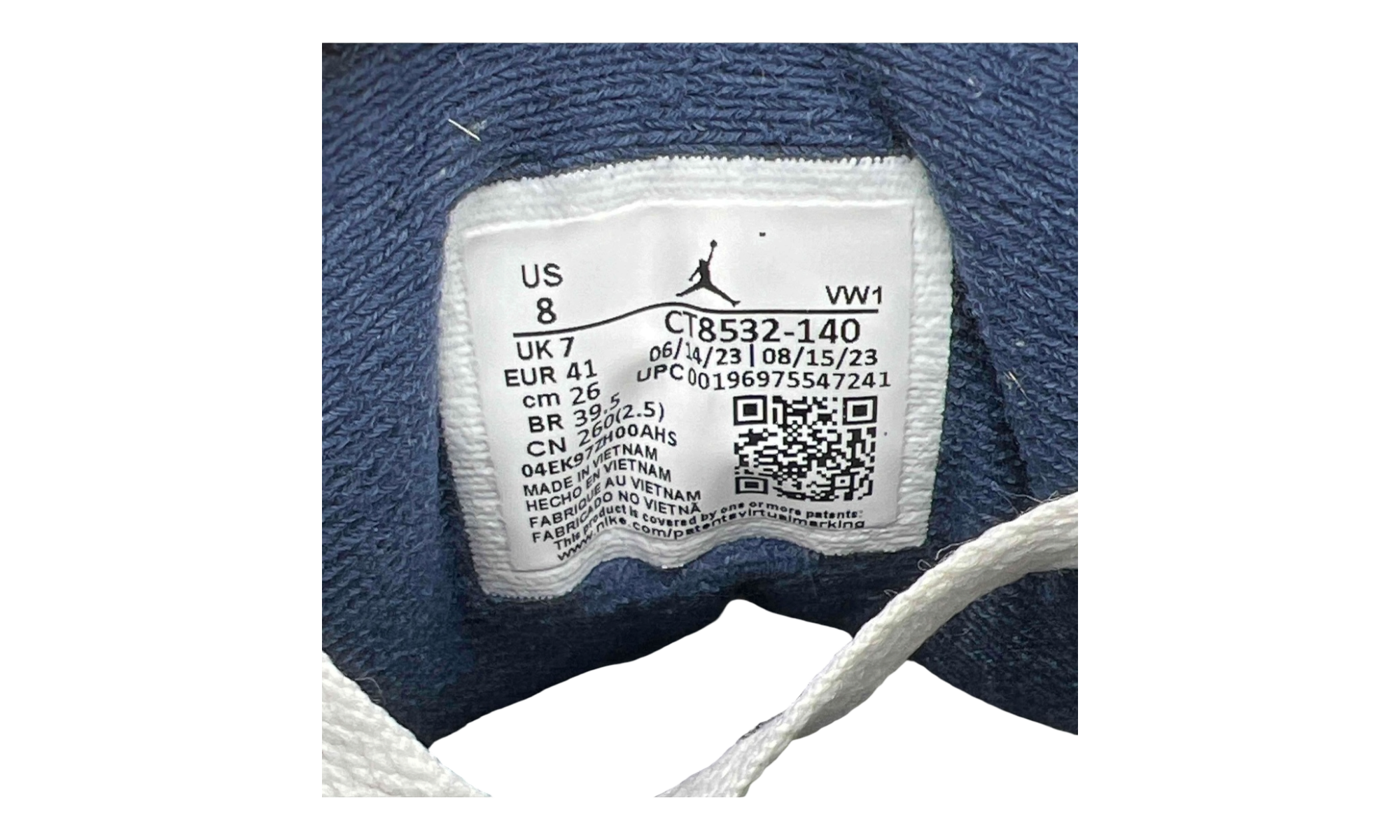 Air Jordan 3 Retro "Midnight Navy" (PreOwned)
