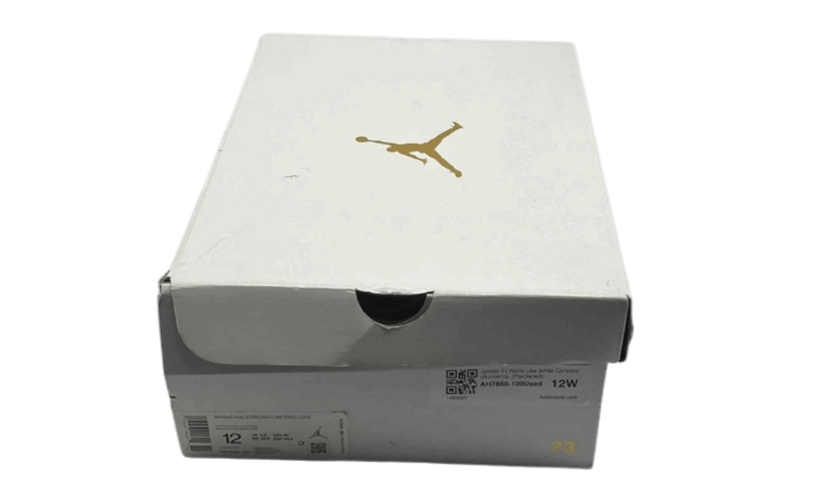 Jordan 11 Retro Low White Concord (Women's) (PreOwned)