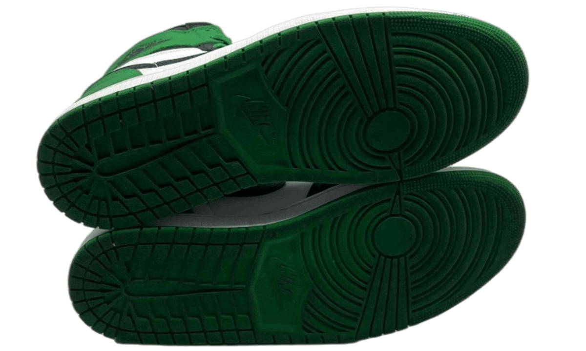 Jordan 1 Retro High OG Lucky Green (PreOwned)