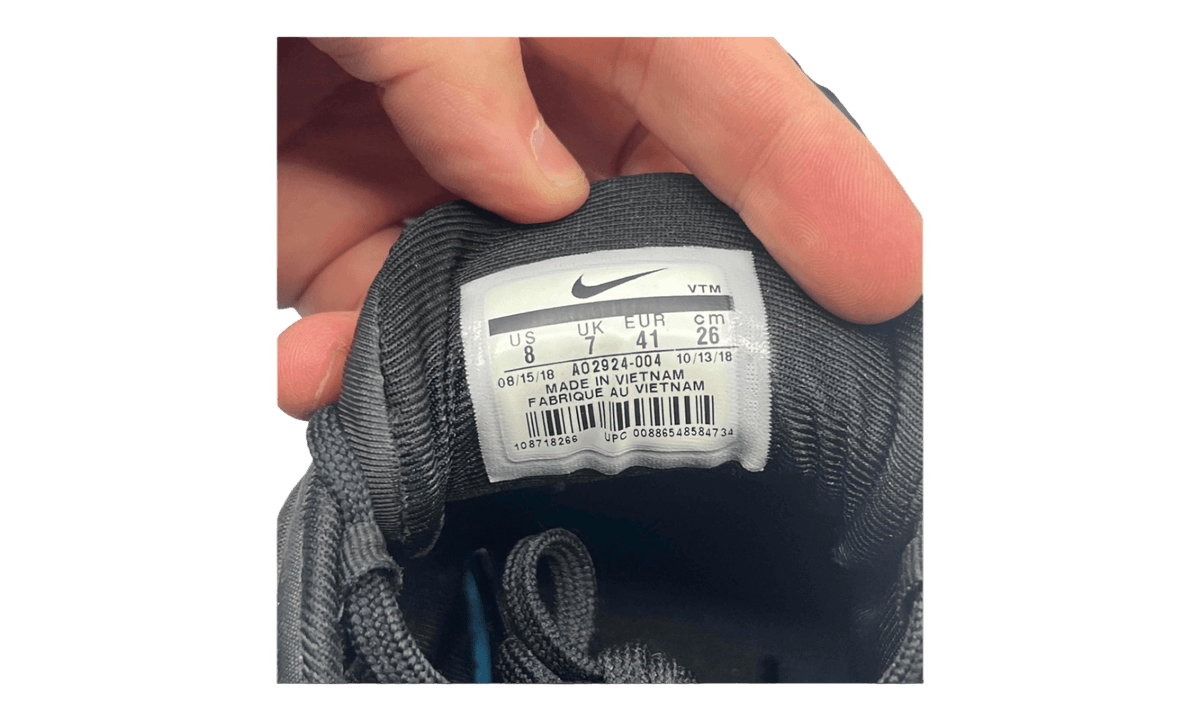 Nike Air Max 720 Black Anthracite (PreOwned)