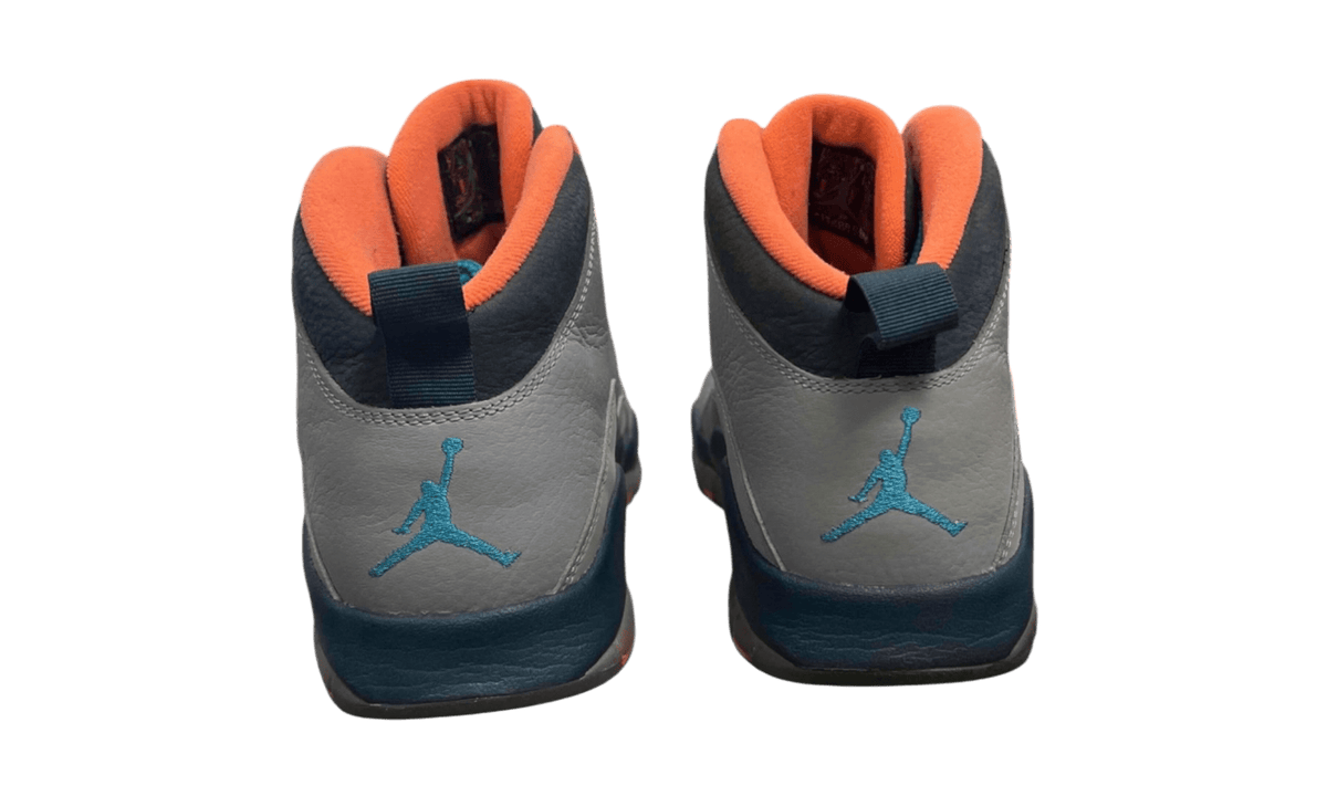 Jordan 10 Retro Bobcats (PreOwned)