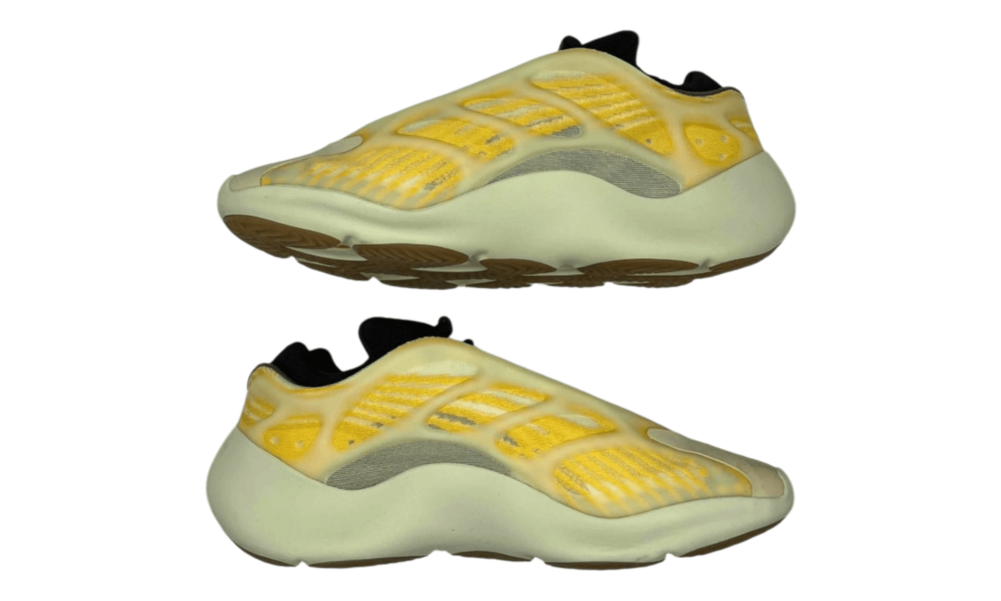 adidas Yeezy 700 V3 Mono Safflower (PreOwned)