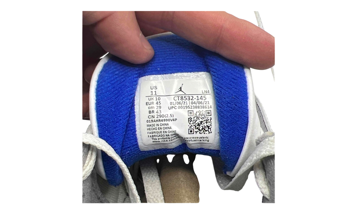 Air Jordan 3 Retro "Racer Blue" ( PreOwned )