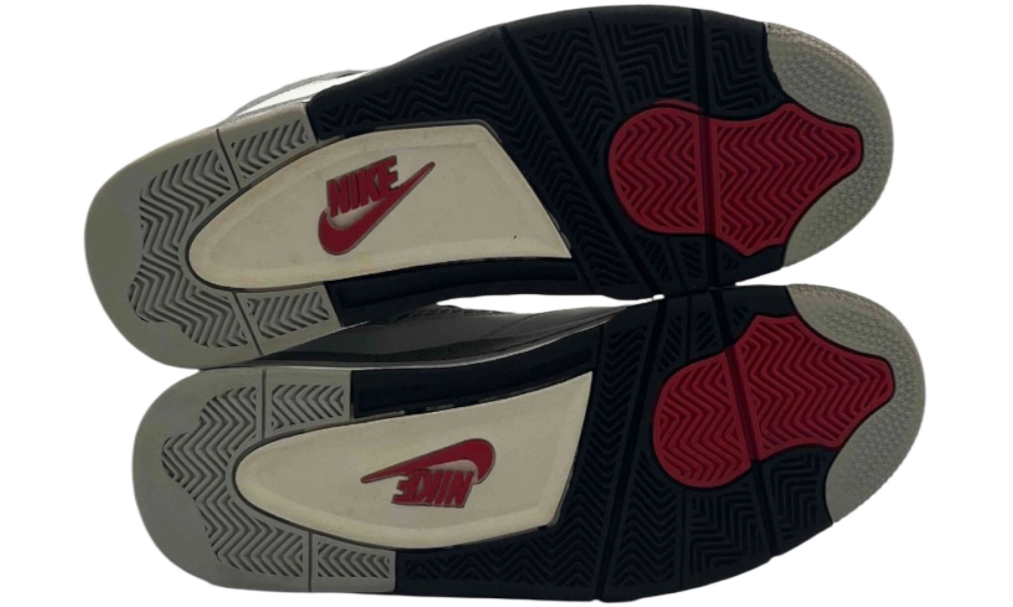 Jordan 4 Retro White Cement (2025) (PreOwned)