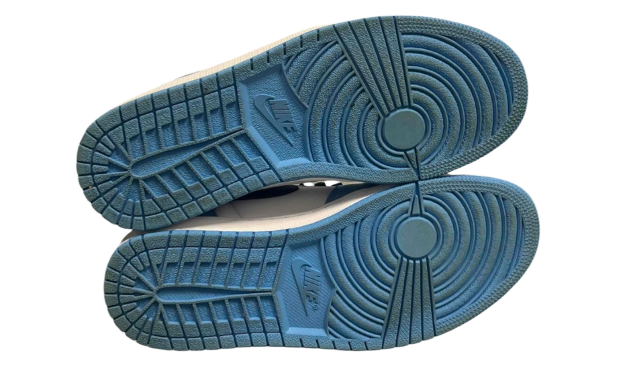 Air Jordan 1 Retro "University Blue" (PreOwned) (No Box)