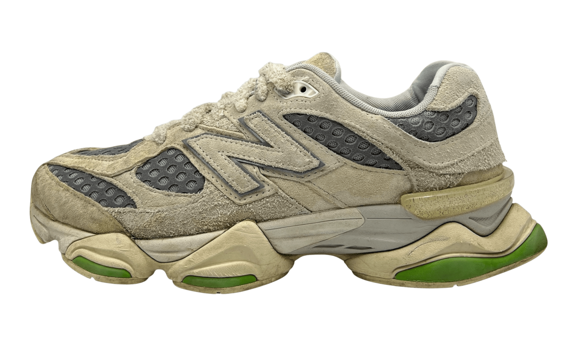 New Balance 9060 Bricks & Wood (PreOwned)