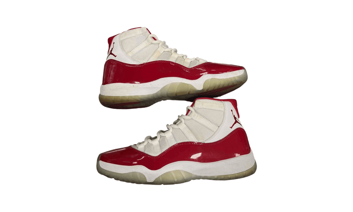 Jordan 11 Retro Cherry (2022) (PreOwned)
