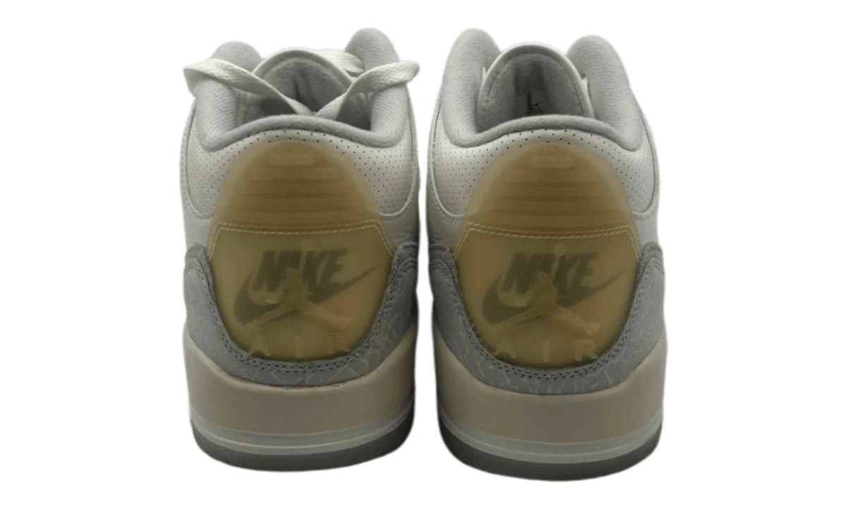 Air Jordan 3 Retro "Ivory Craft" (PreOwned)