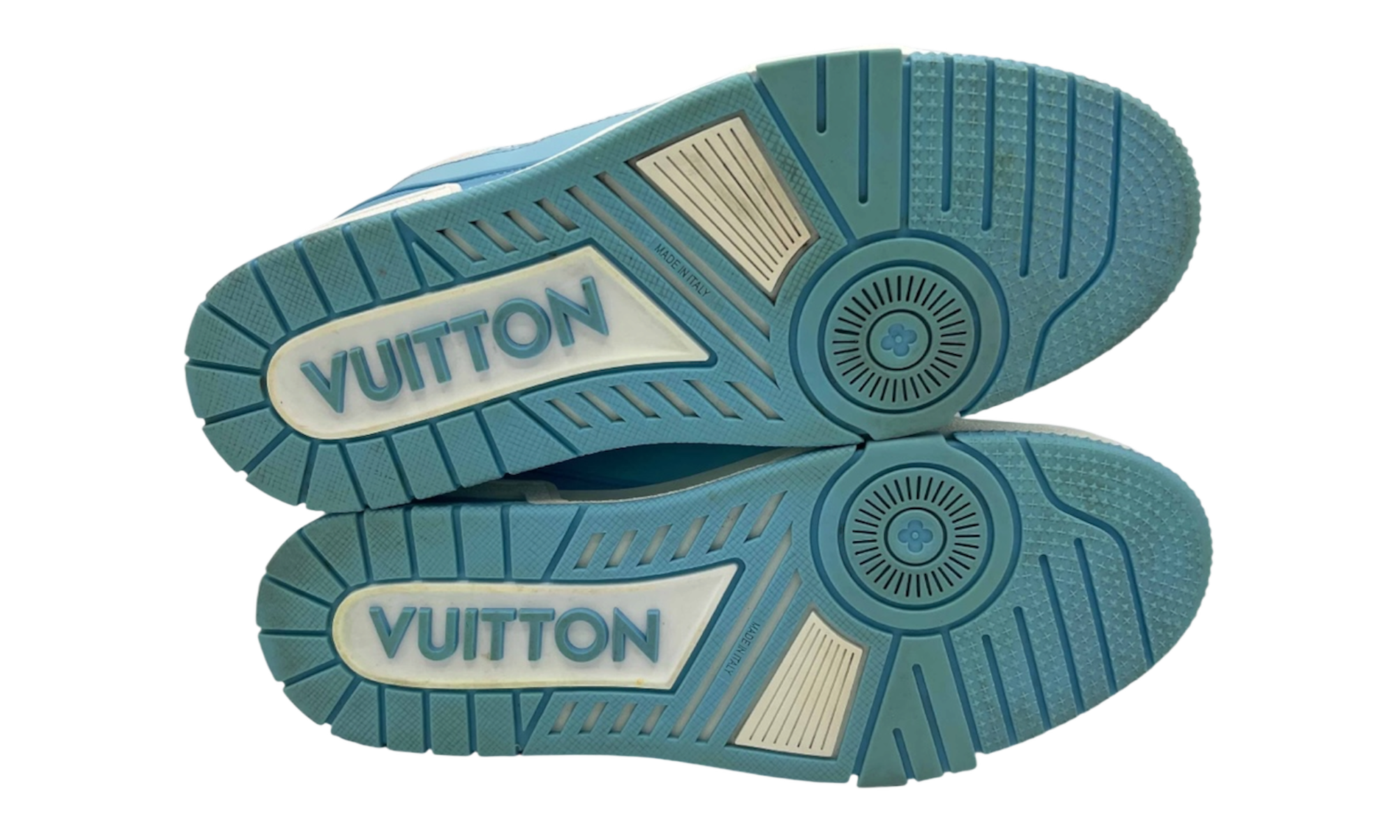 Louis Vuitton Sky Blue Trainers LV8 (PreOwned) (No Box)