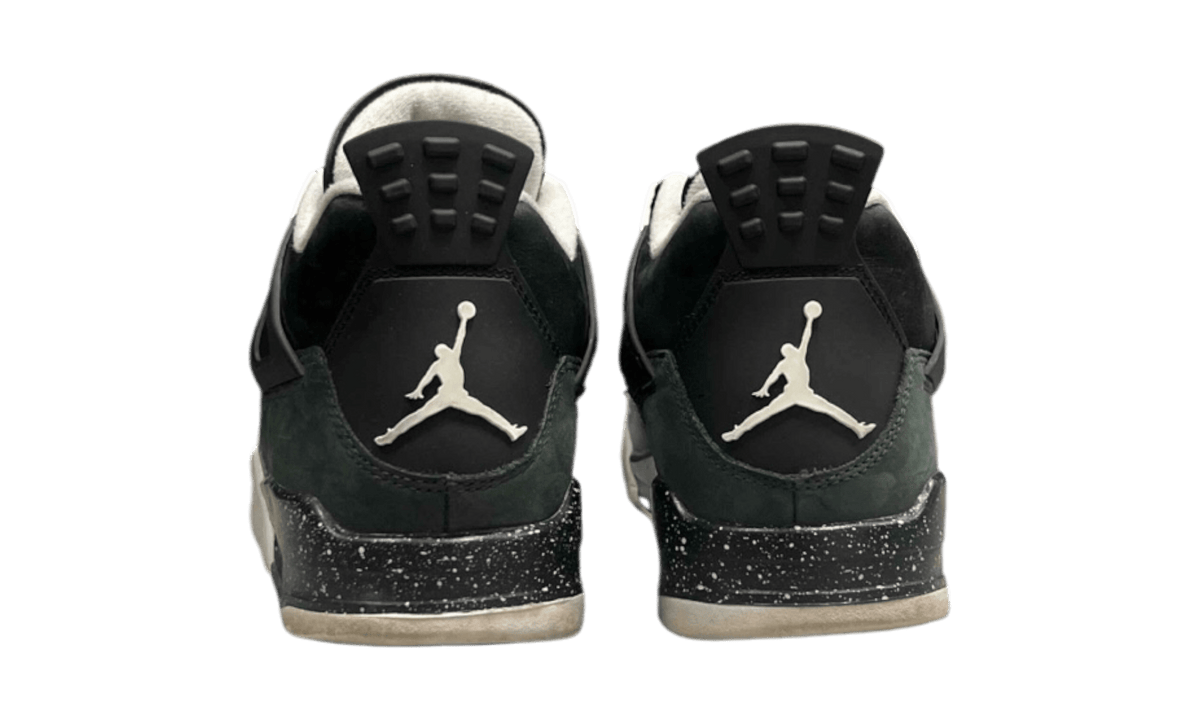 Air Jordan 4 Retro "Fear" (2024)(PreOwned)
