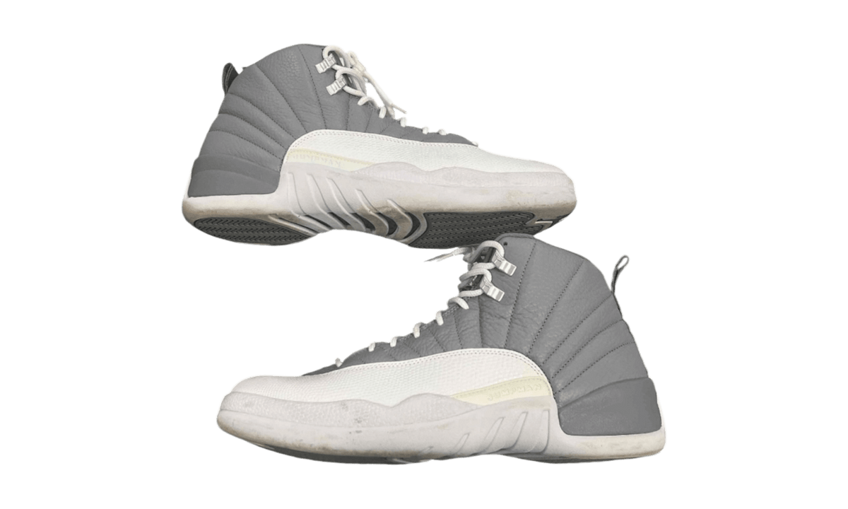 Air Jordan 12 Retro "Stealth" (PreOwned)