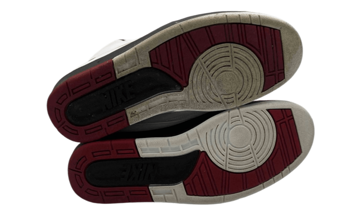 Jordan 2 Retro OG Chicago (2022) (Preowned) (No Box)