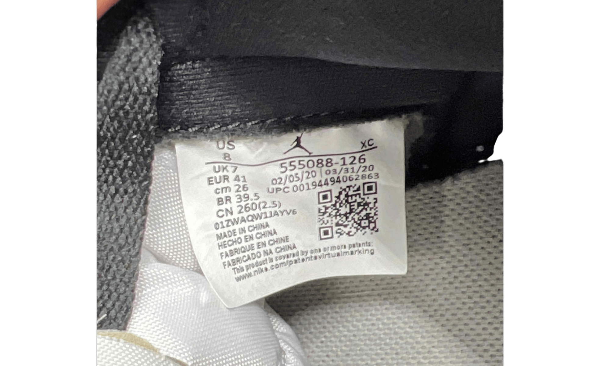 Jordan 1 Retro High Light Smoke Grey (PreOwned)