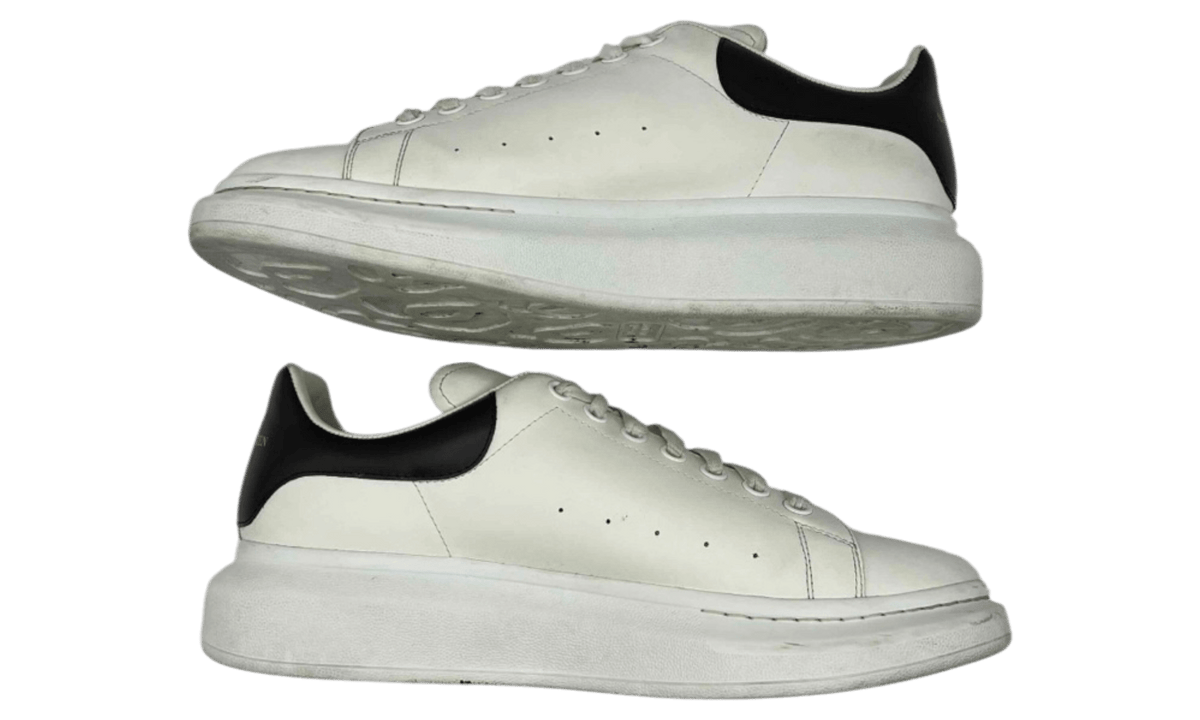 Alexander Mcqueen Oversized Sneaker White/Black (PreOwned)