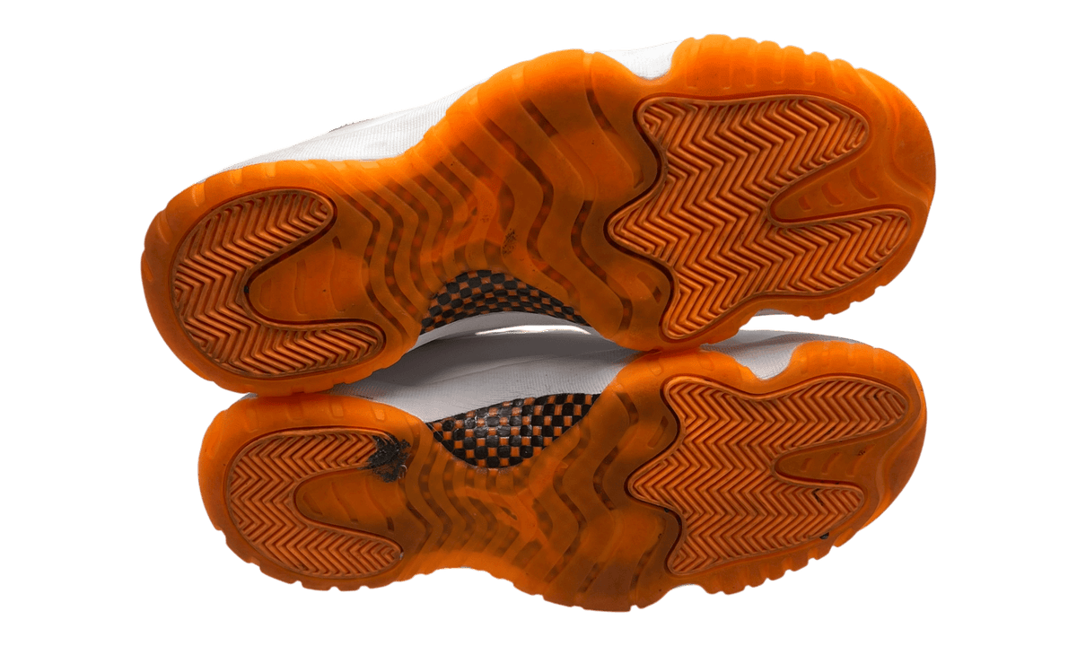 Jordan 11 Retro Low Citrus (2021) (PreOwned) (No Box)