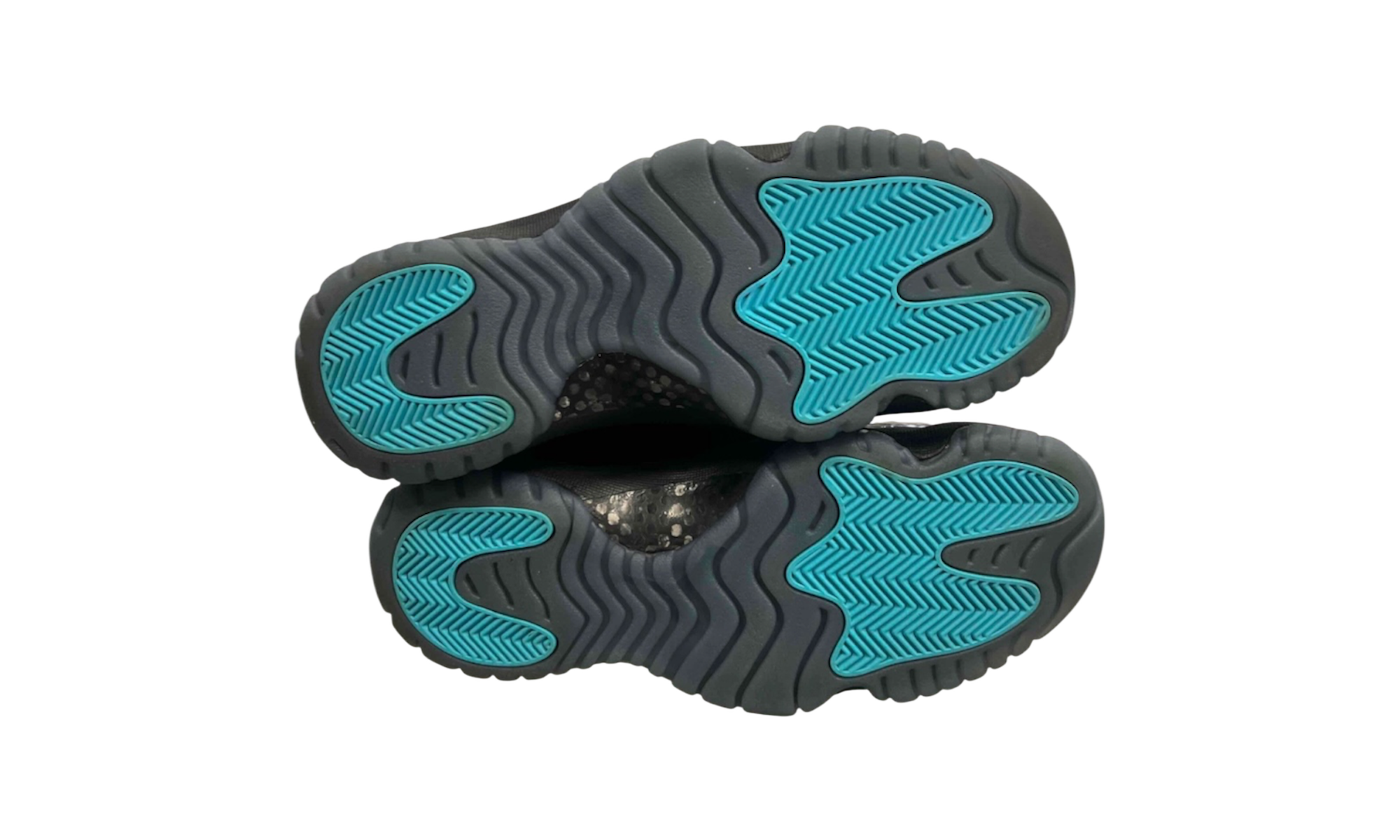 Jordan 11 Retro Gamma (Preowned) (No Box)
