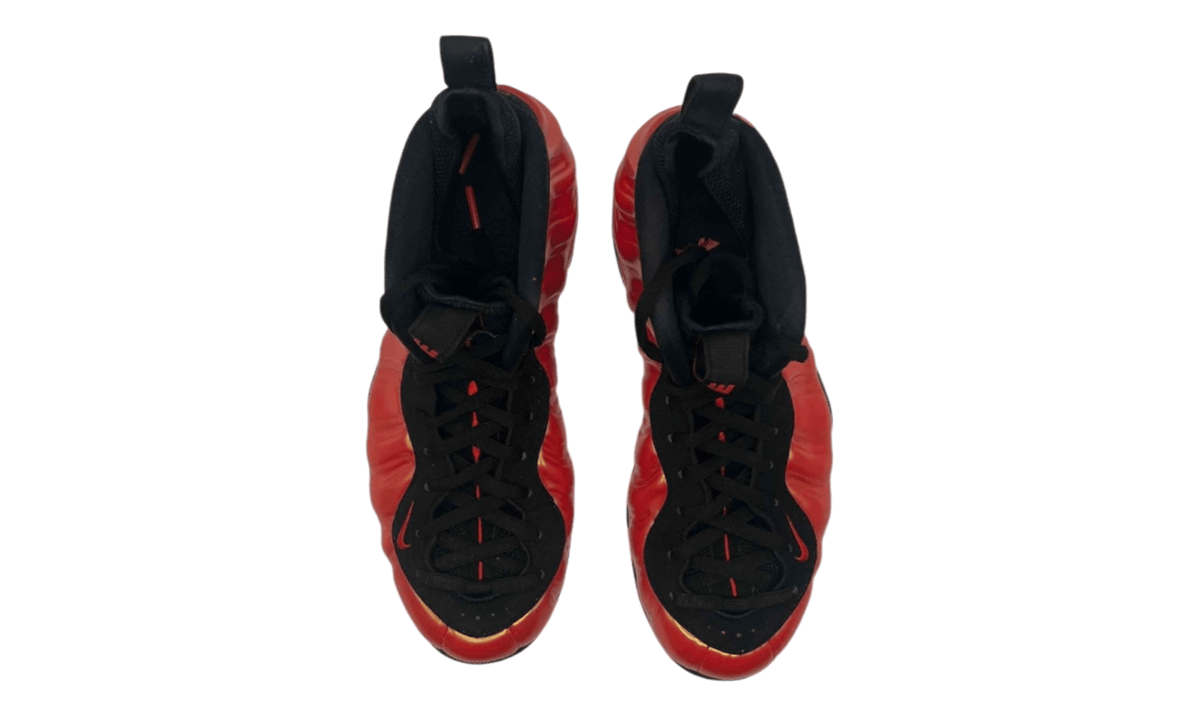 Nike Air Foamposite One Habanero Red (PreOwned)