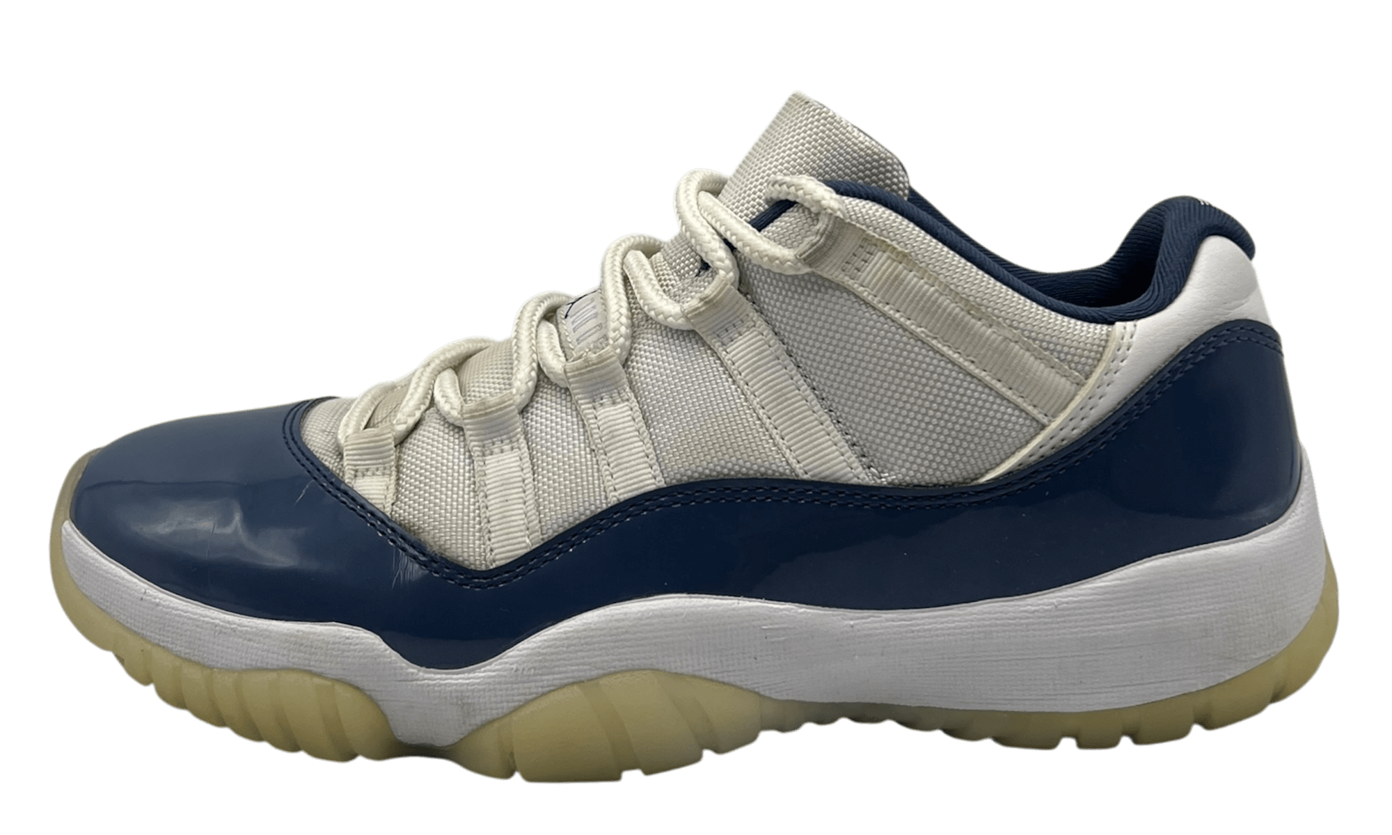 Jordan 11 Retro Low Diffused Blue (PreOwned)