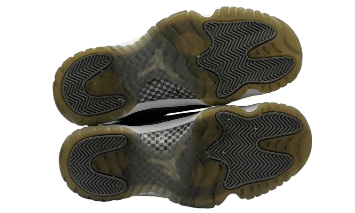 Air Jordan 11 Retro "Cool Grey" (PreOwned)