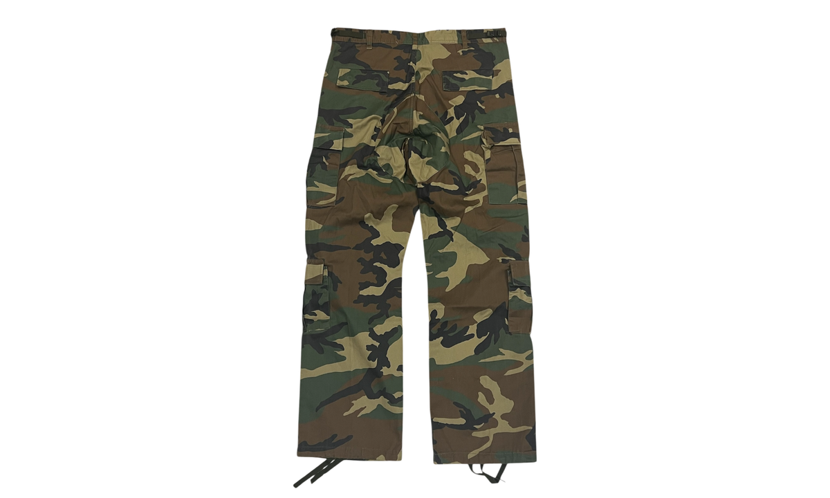 The GV Gallery Raspberry Hills Army Cargo Pants
