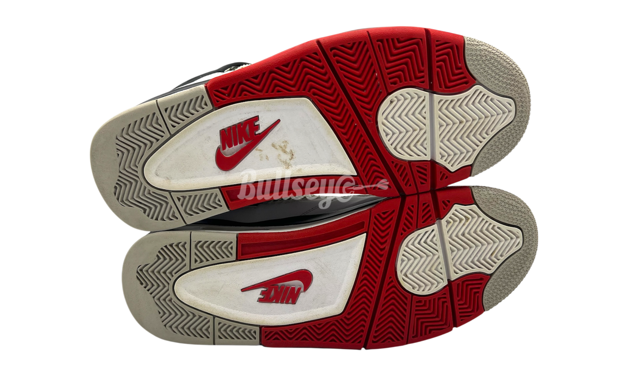 Air Jordan 4 Retro "Fire Red" 2020 (PreOwned) (No Box)