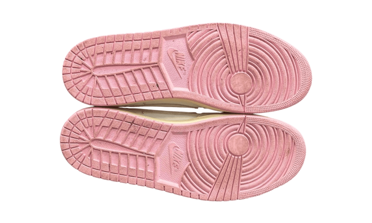 Jordan 1 Retro Low OG SP Travis Scott Shy Pink (PreOwned) (No Cream Laces)