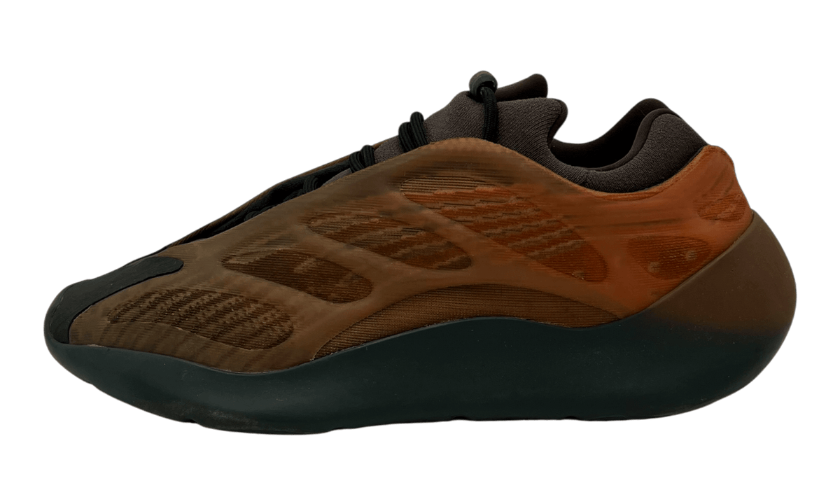 Adidas Yeezy 700 V3 Copper Fade (PreOwned)